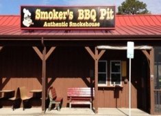 Smoker's BBQ Pit