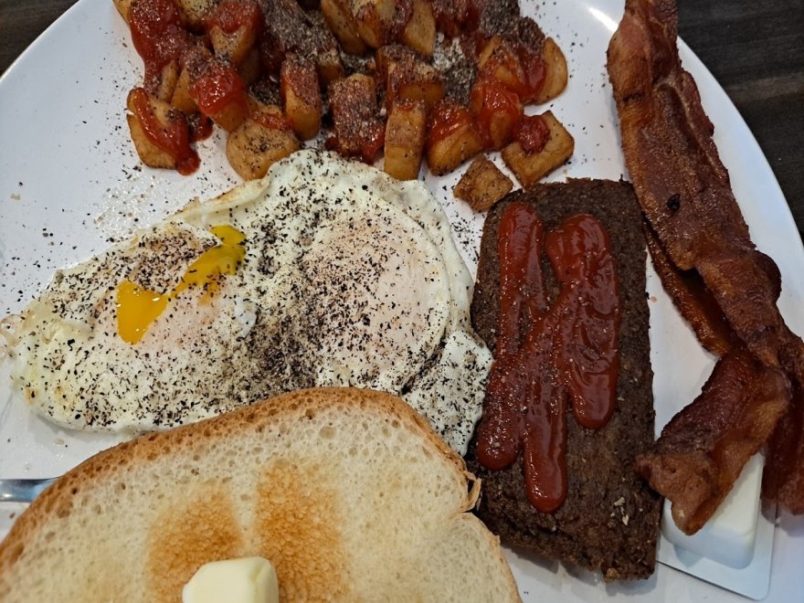 Assateague Bar & Grill